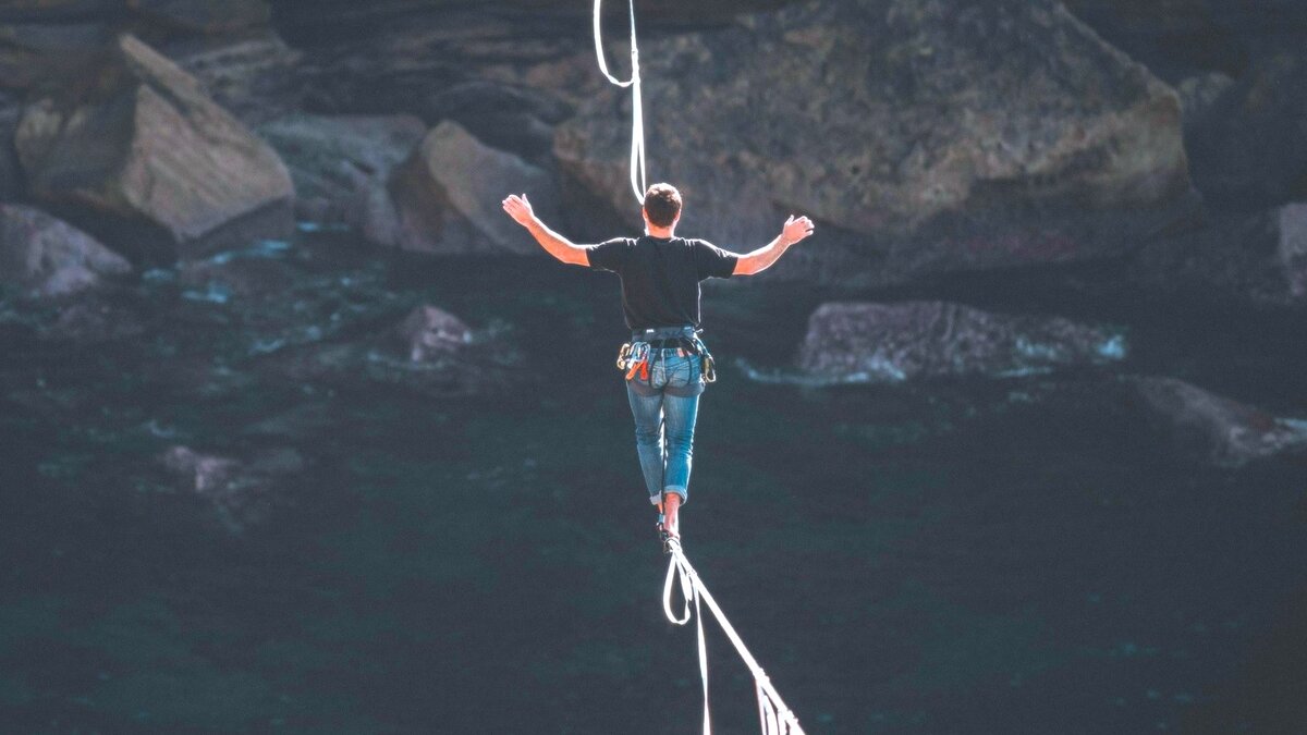 The Tightrope Walker Manager: Mastering Leadership's Balancing Act